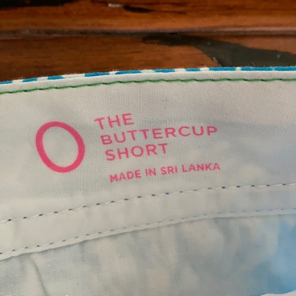 Size 0 Lilly Pulitzer Buttercup Shorts - Picture 6 of 7